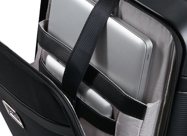 Etutasku kannettavalle tietokoneelle