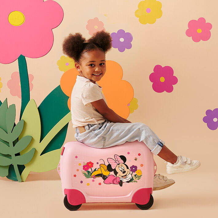 Päällä istuttavat lasten laukut