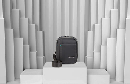 Cross body laukut