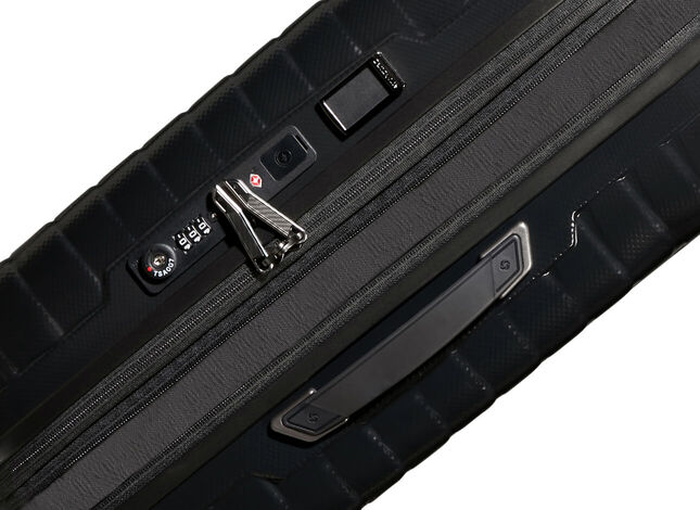 Käytännöllinen sisusta  ja laajennusosa