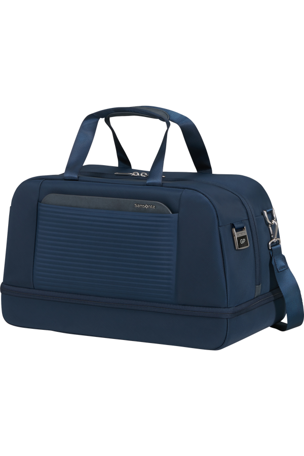 Samsonite Paralux Weekender Duffle  Midnight Navy Samsonite Paralux Weekender Duffle  Midnight Navy