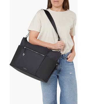 Move Journey Olkalaukku 14.1" 32 x 39 x 16.5 cm | 0.9 kg