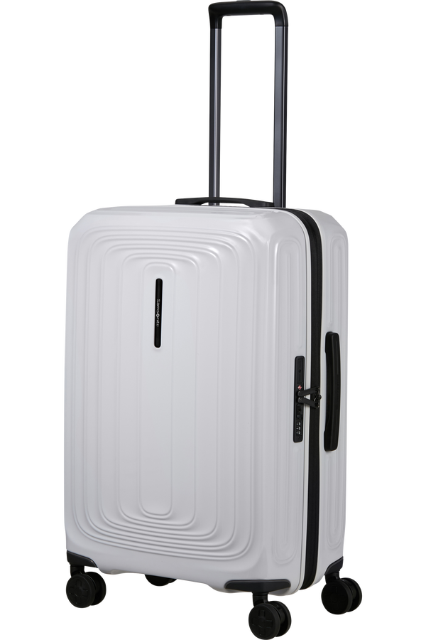 2Wander Nelipy&ouml;r&auml;inen laajennettava matkalaukku 69cm