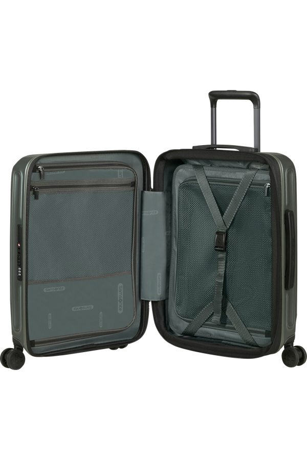 2Wander Nelipy&ouml;r&auml;inen laajennettava matkalaukku 55cm