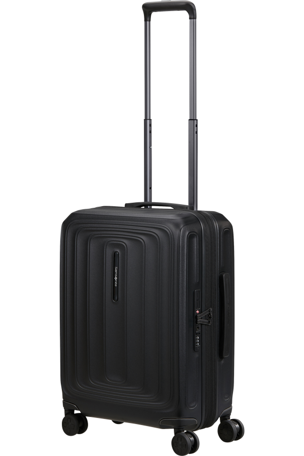 2Wander Nelipy&ouml;r&auml;inen laajennettava matkalaukku 55cm