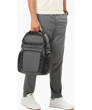 Pro-DLX 6 Reppu expandable 15.6" 43 x 30 x 15/21 cm | 1.3 kg Pro-DLX 6 Reppu expandable 15.6" 43 x 30 x 15/21 cm | 1.3 kg
