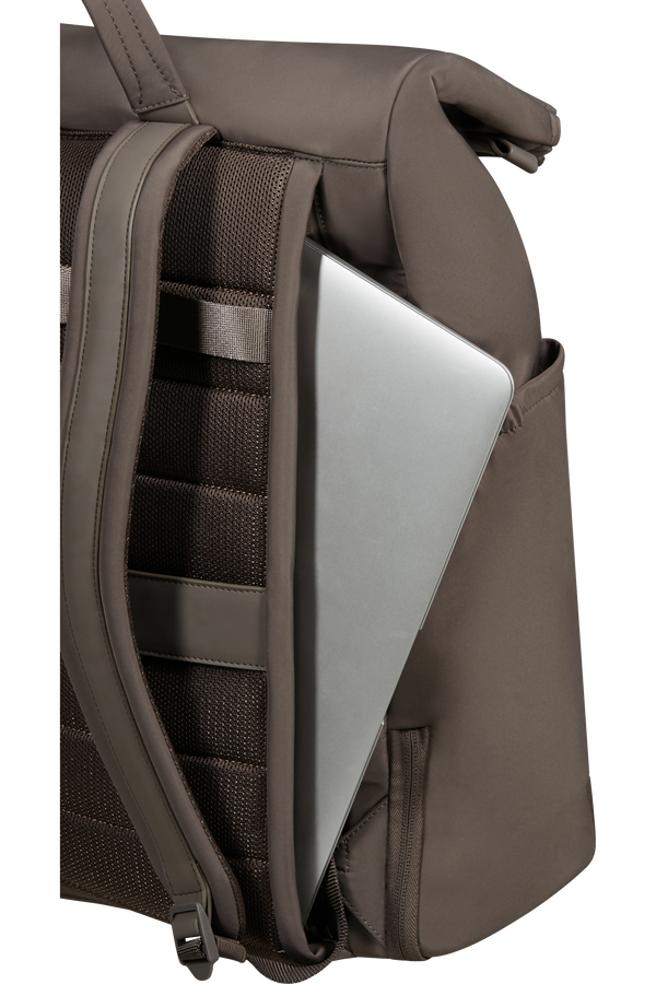 Essentis Reppu 15.6"