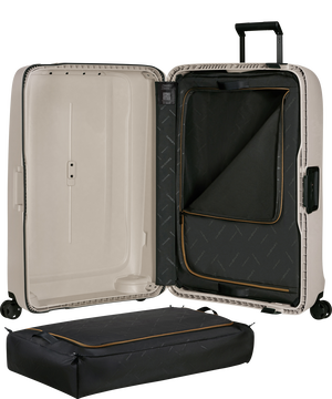 Essens Nelipy&ouml;r&auml;inen matkalaukku 81cm 81 x 56 x 34 cm | 4.7 kg
