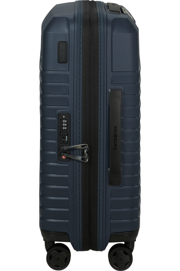 Intuo Nelipy&ouml;r&auml;inen matkalaukku 55cm